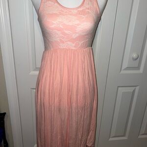 Elegant Pink Lace Dress